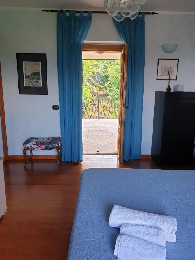 L'Ortensia Della Villa Isabella, Camera Con Vista Lago, Balcone Sul Parco E Bagno Esclusivo All'Esterno Della Camera Stresa Luaran gambar