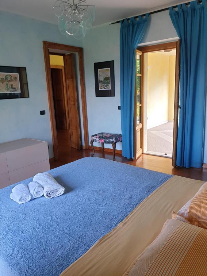 L'Ortensia Della Villa Isabella, Camera Con Vista Lago, Balcone Sul Parco E Bagno Esclusivo All'Esterno Della Camera Stresa Luaran gambar