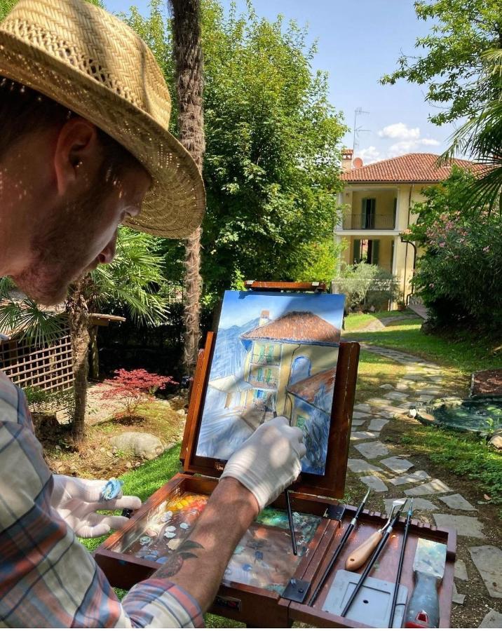 L'Ortensia Della Villa Isabella, Camera Con Vista Lago, Balcone Sul Parco E Bagno Esclusivo All'Esterno Della Camera Stresa Luaran gambar