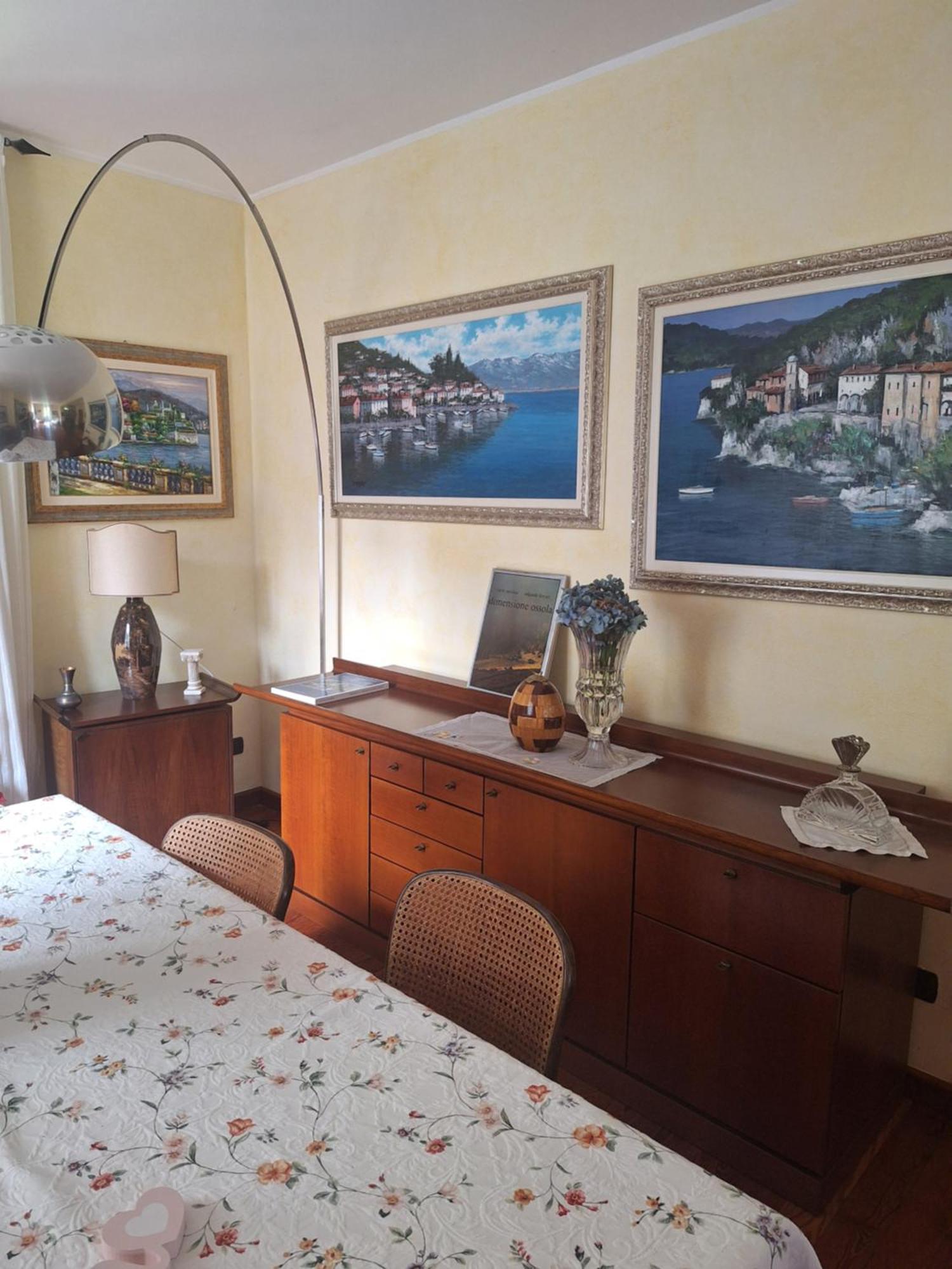 L'Ortensia Della Villa Isabella, Camera Con Vista Lago, Balcone Sul Parco E Bagno Esclusivo All'Esterno Della Camera Stresa Luaran gambar